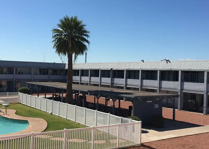 Ez 8 Airporter Motel 2*